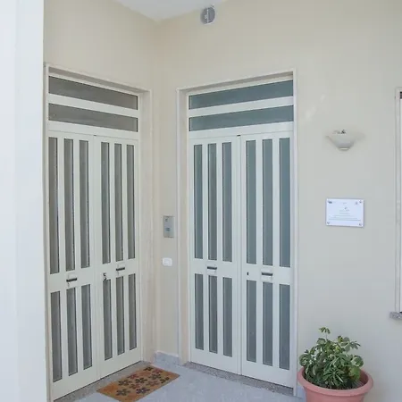Casa Di 3* Rodio